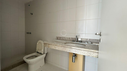 banheiro-trinitaimobiliaria-elos-ilhapura