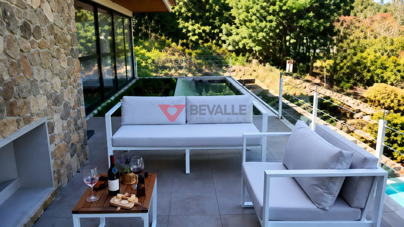 Casa à venda com 5 quartos, 5 banheiros, 3 vagas e 450m² no Itaipava, Petrópolis (RJ) — foto 8 de 20