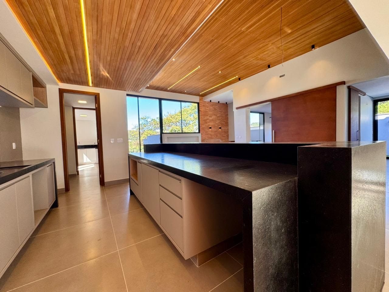 Casa à venda com 3 quartos, 3 suítes, 4 vagas e 342m² no Alphaville, Ribeirão Preto (SP) — foto 14 de 30