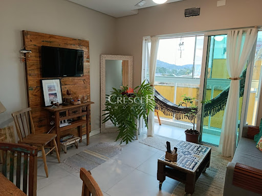 Apartamento com 02 suítes à venda em Caiobá
