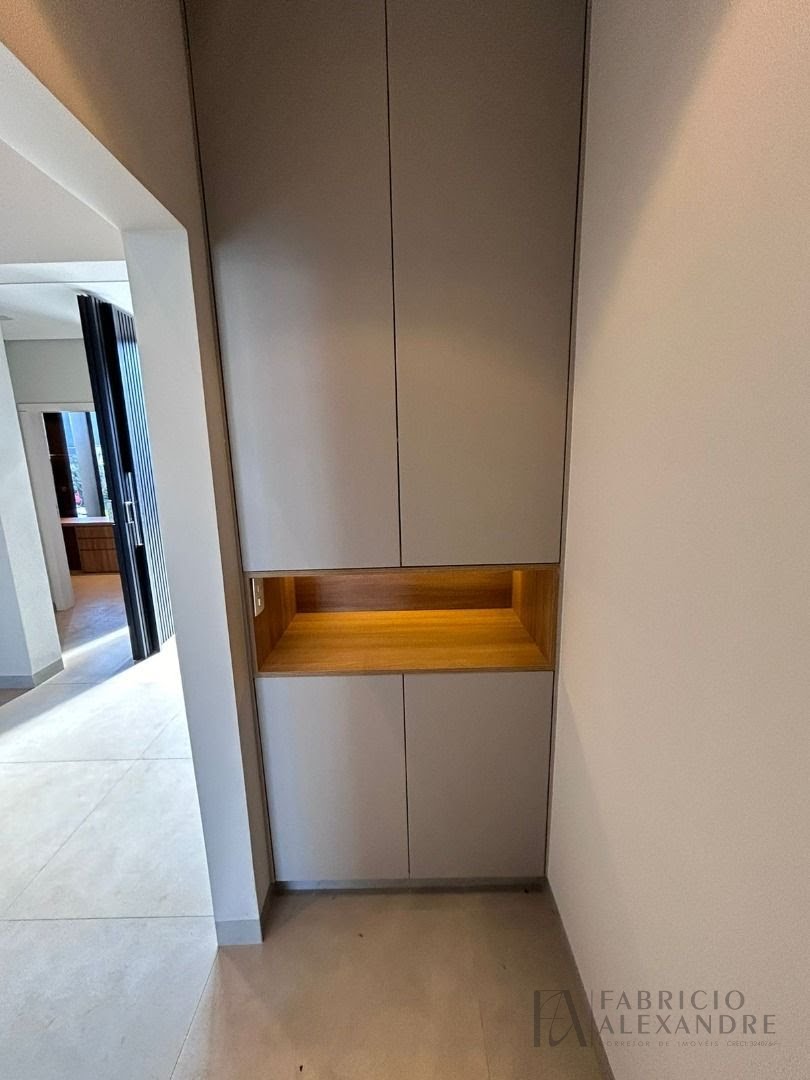 Casa à venda com 3 quartos, 5 banheiros, 4 vagas e 220m² no Quinta do Lago I, São José do Rio Preto — foto principal