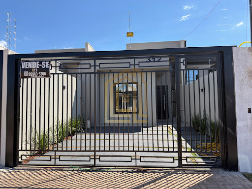Casa à Venda no Paraíso Tropical, Cascavel – 2 Quartos, 73m²