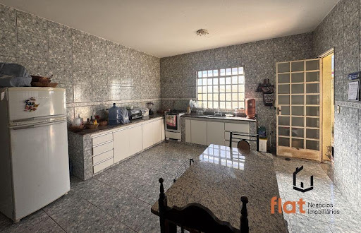 Cobertura à venda no bairro Eldorado, Pará de Minas, 4 quartos, 300m²