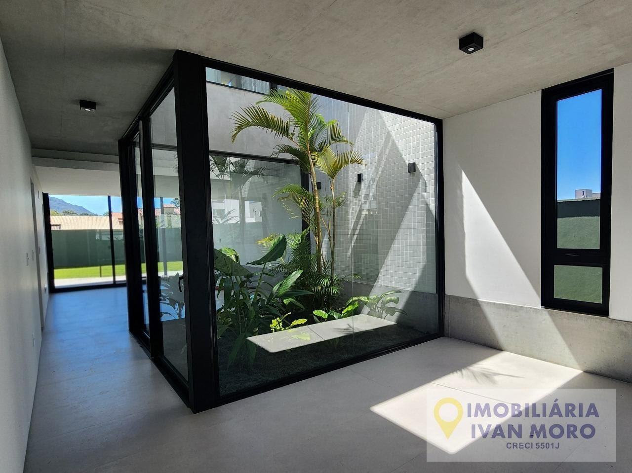Casa à venda com 3 quartos, 1 suíte, 2 vagas e 183m² no Ingleses Norte, Florianópolis (SC) — foto 9 de 30
