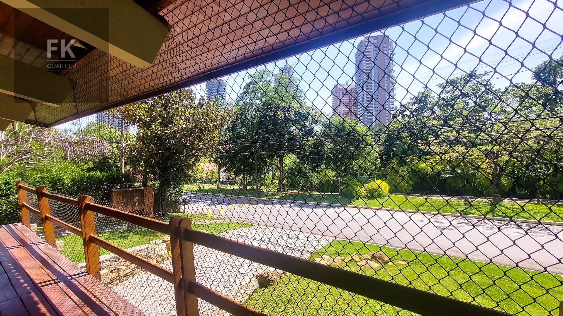 Casa à venda com 4 quartos, 3 suítes, 4 vagas e 509m² no Alphaville Residencial Dois, Barueri (SP) — foto 13 de 30