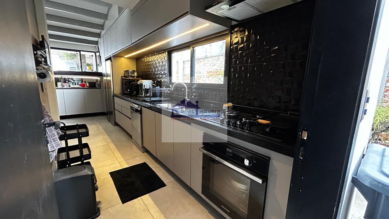 Casa à venda com 4 quartos, 3 suítes, 6 vagas e 550m² no Planalto Paulista, São Paulo (SP) — foto 24 de 27