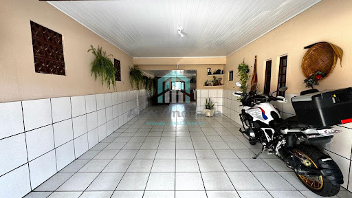 Casa à Venda em Universitários, Biguaçu: 3 Quartos, 150m², Suíte