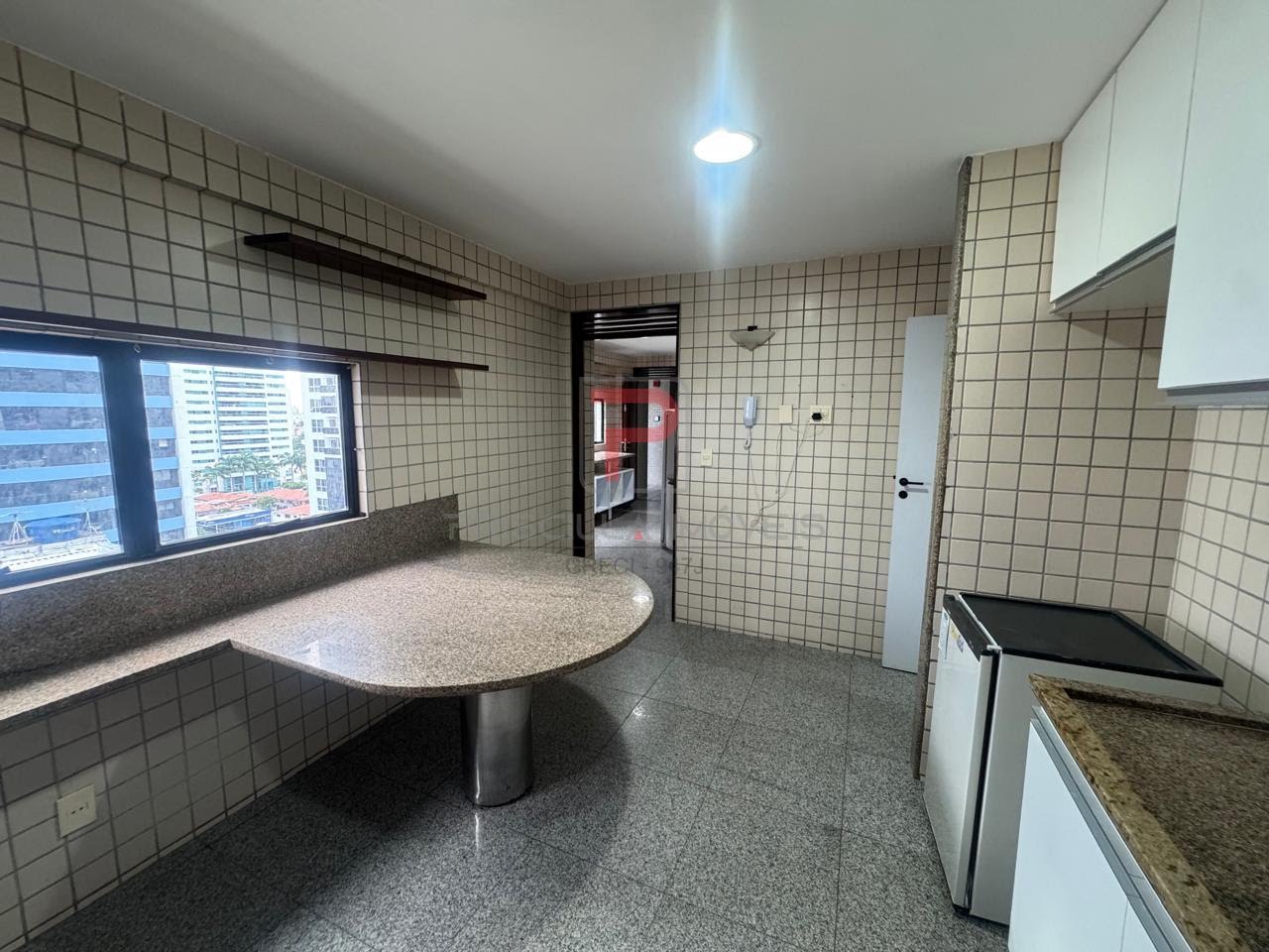 Apartamento à venda com 4 quartos, 2 suítes, 2 vagas e 200m² no Brisamar, João Pessoa (PB) — foto 9 de 30