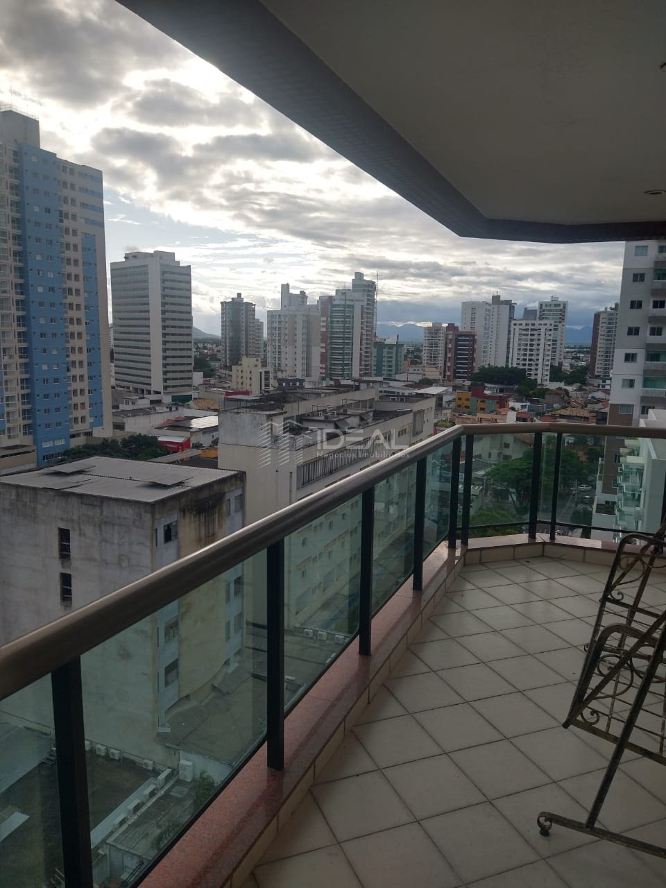 Apartamento de 3 quartos para venda ou locação no Ed. Bond Street próximo a Pelinca - Campos dos Goytacazes, RJ