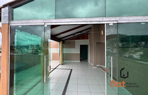Cobertura à venda no  bairro Dona Tunica, Pará de Minas, 2 quartos