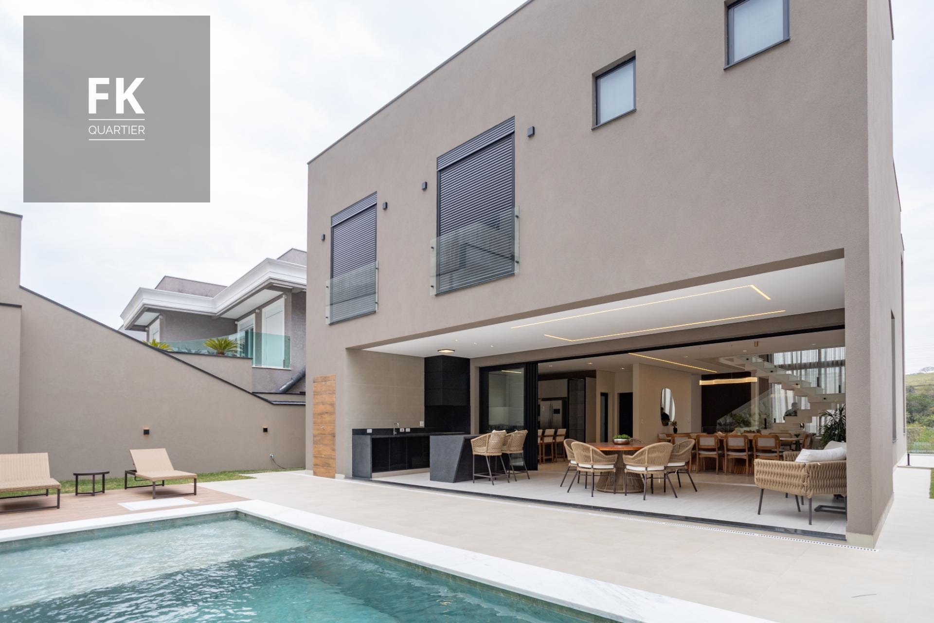Casa à venda com 4 quartos, 4 suítes, 4 vagas e 370m² no Residencial Burle Marx, Santana de Parnaíba (SP) — foto 9 de 30