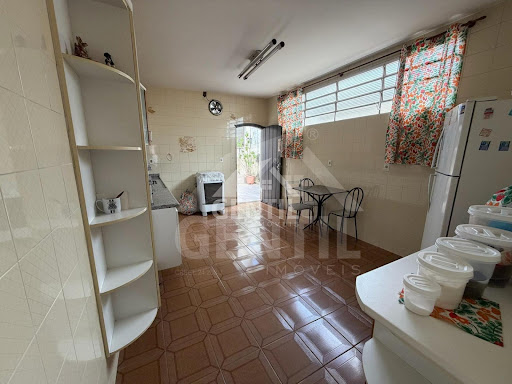 Casa 03 Dorm. em Vila Rio Branco  -  Jundiaí