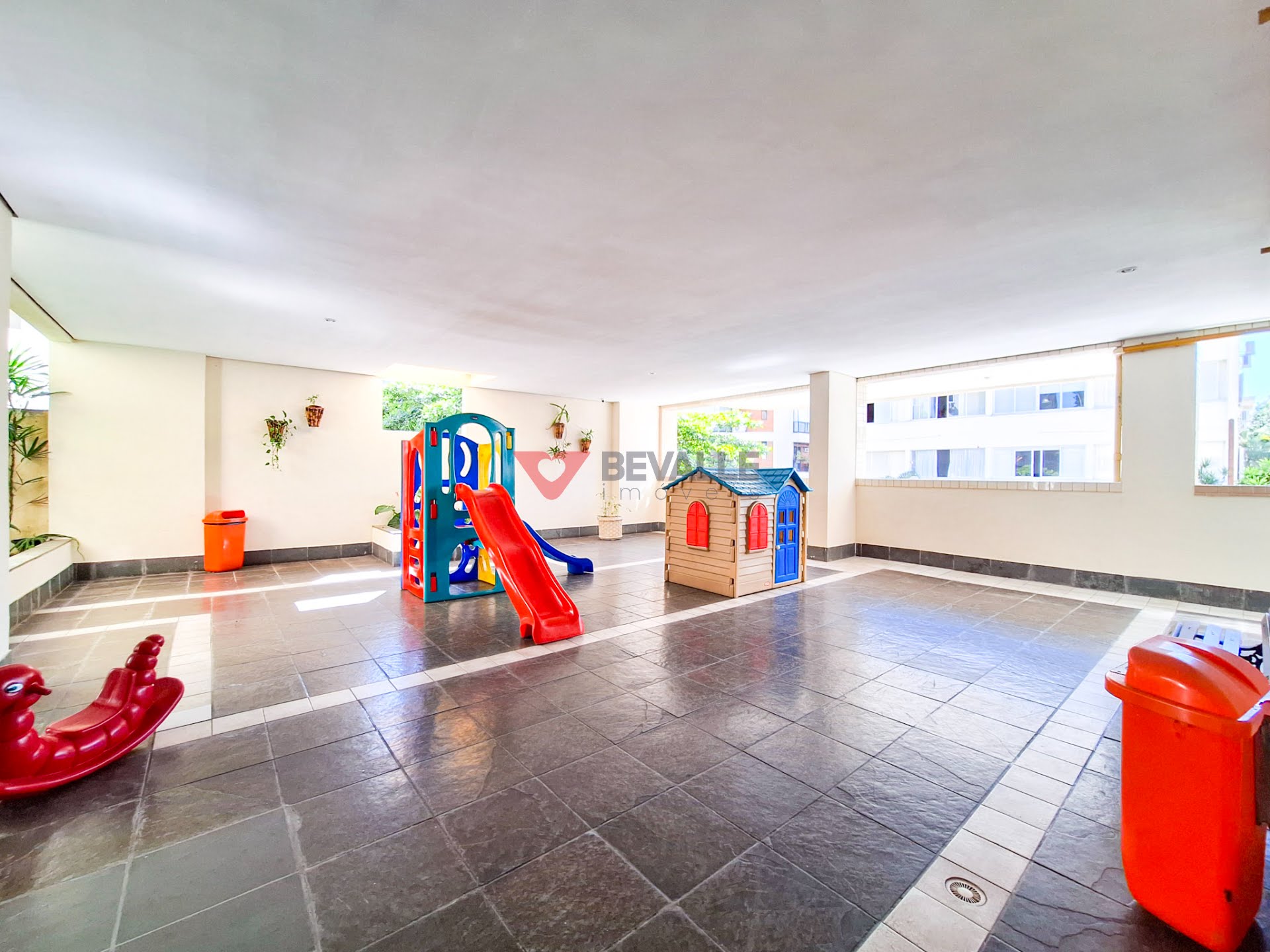 Apartamento à venda com 2 quartos, 1 suíte, 1 vaga e 120m² no Humaitá, Rio de Janeiro (RJ) — foto 29 de 30