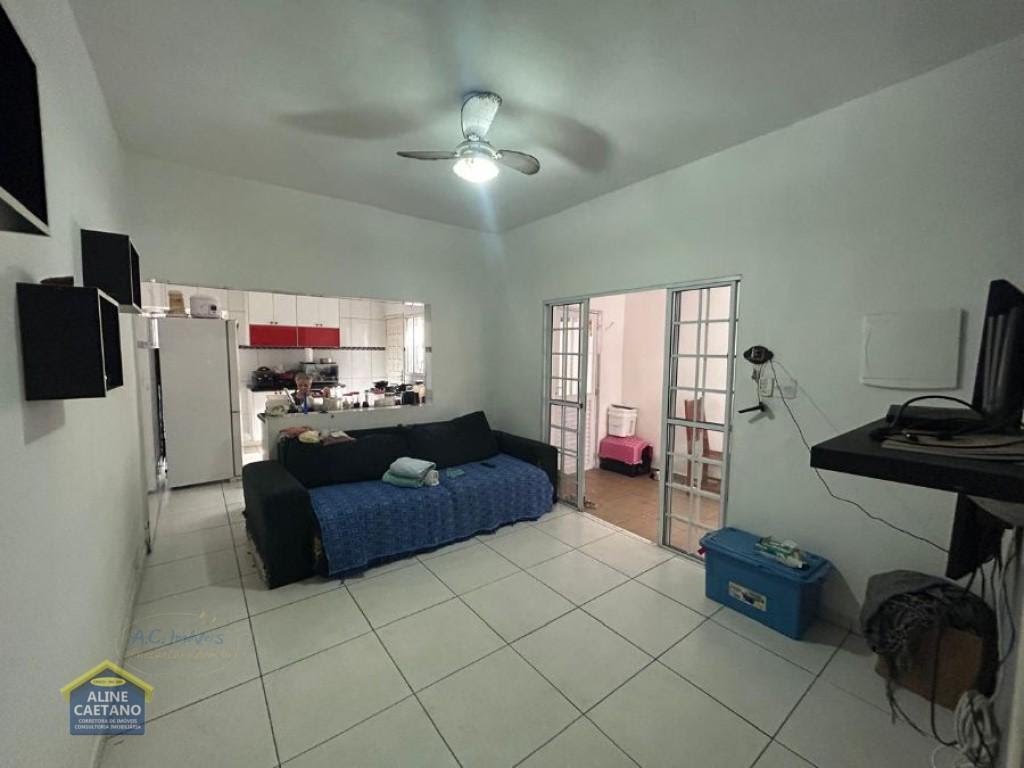 Casa à venda com 2 quartos, 1 suíte, 2 vagas e 88m² no Vila Guilhermina, Praia Grande (SP) — foto 3 de 19