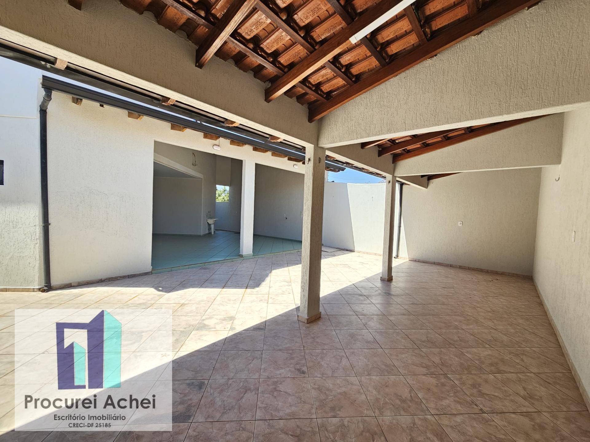 Casa à venda com 5 quartos, 2 suítes, 4 vagas e 300m² no Setor Tradicional (planaltina), Planaltina (DF) — foto 12 de 23