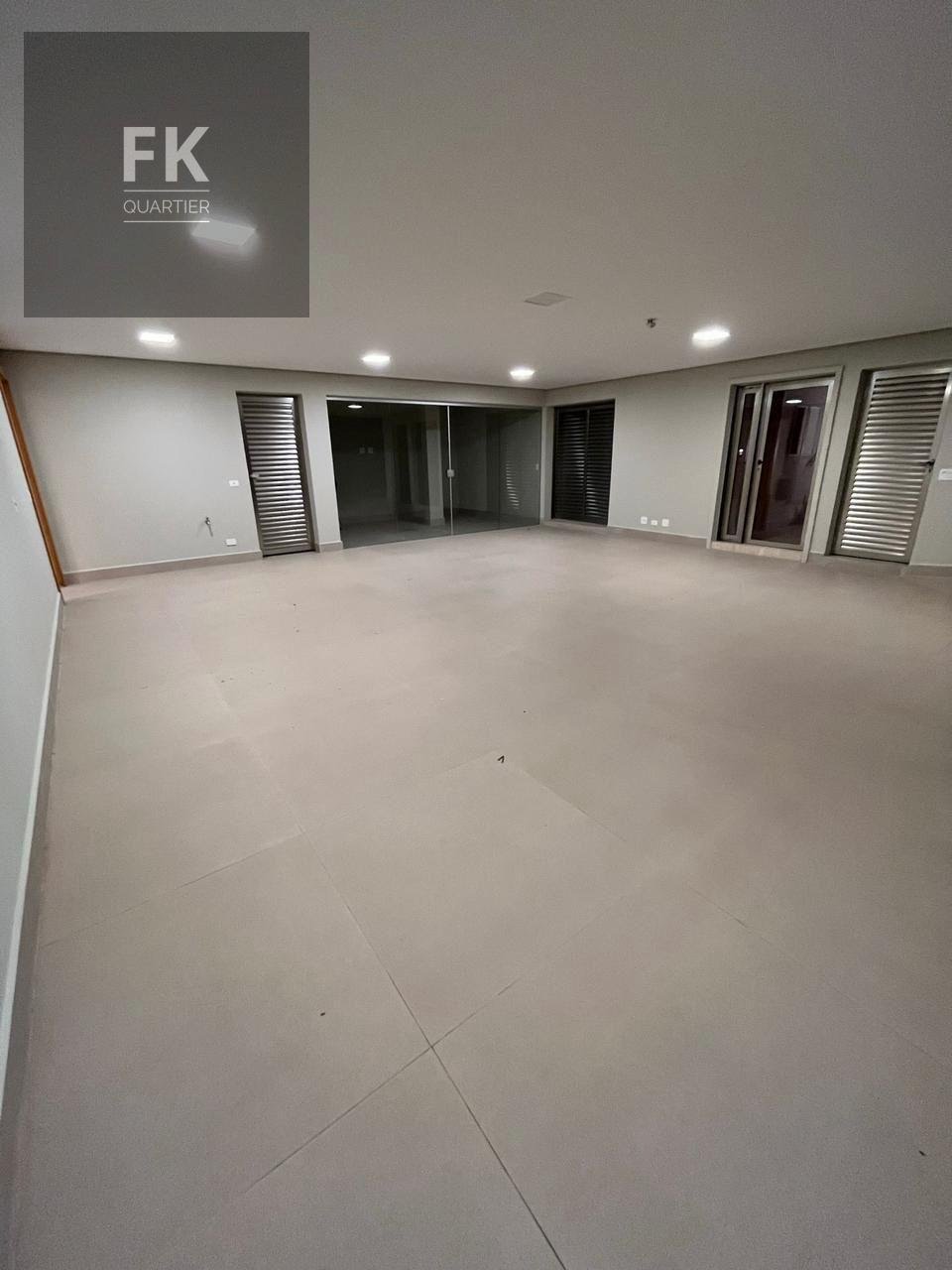 Casa à venda com 4 quartos, 4 suítes, 6 vagas e 575m² no Tamboré, Barueri (SP) — foto 19 de 25
