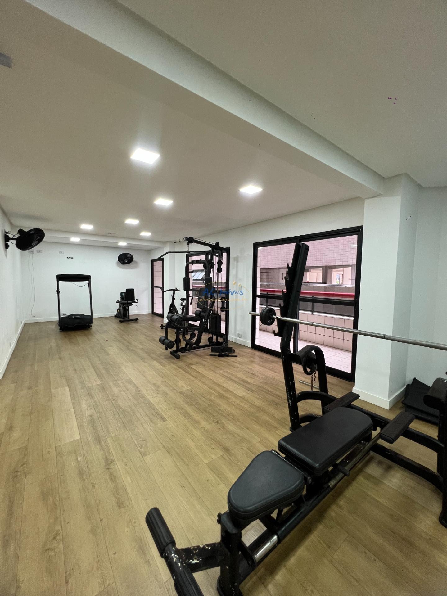 Apartamento à venda com 3 quartos, 2 suítes, 2 vagas e 131m² no Vila Tupi, Praia Grande (SP) — foto 21 de 24