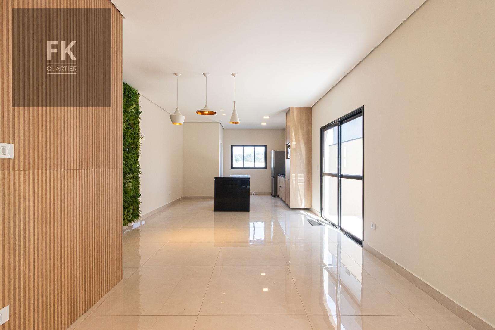 Casa à venda com 3 quartos, 1 suíte, 2 vagas e 177m² no Villas do Jaguari, Santana de Parnaíba (SP) — foto 4 de 26