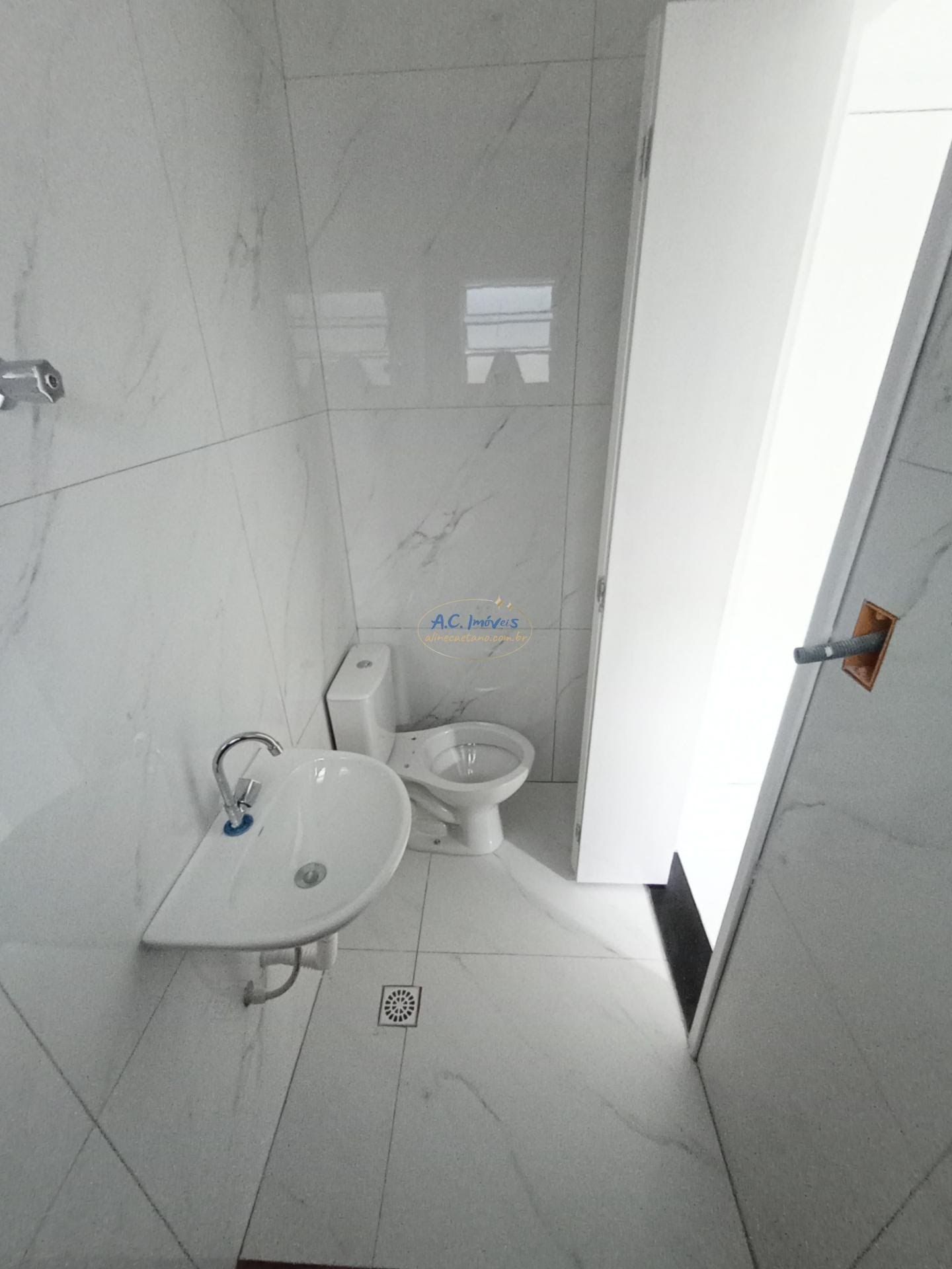 Casa à venda com 2 quartos, 2 suítes, 2 vagas e 79m² no Maracanã, Praia Grande (SP) — foto 15 de 30