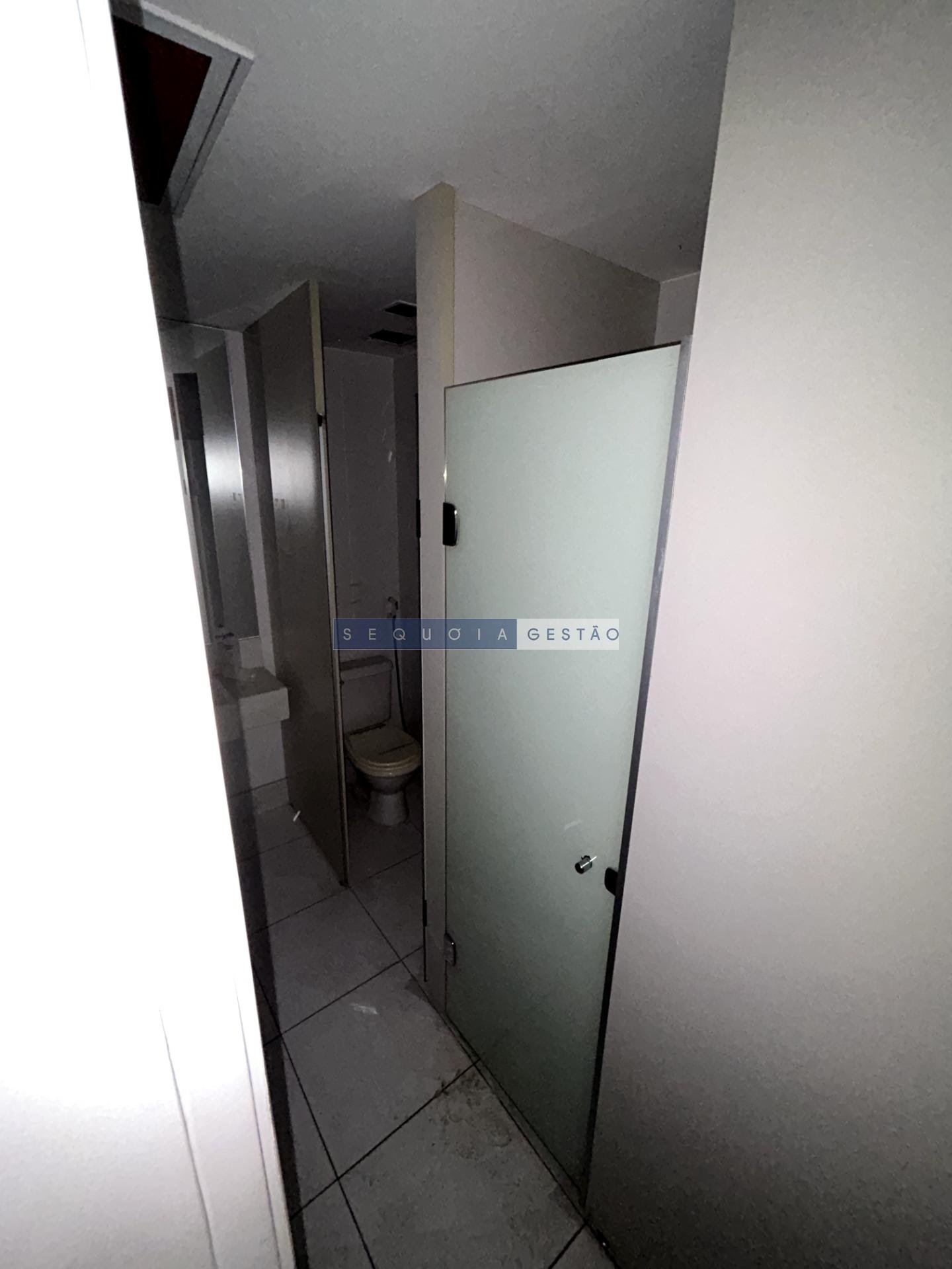 Comercial para alugar com 3 banheiros e 212m² no Centro, Rio de Janeiro (RJ) — foto 12 de 13