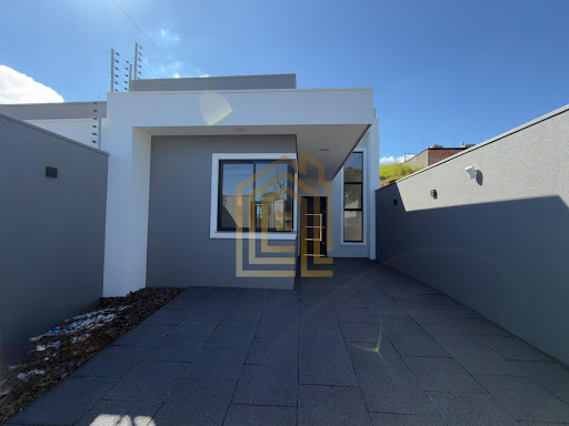 Casa à Venda no bairro Veredas, Cascavel: 2 Quartos, 82m², R$420 mil