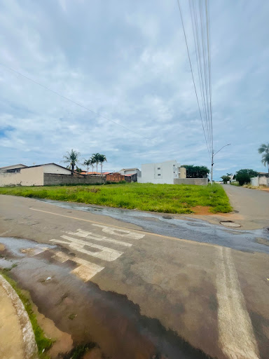 Terreno à venda no Loteamento Santa Cruz, Catalão por R$1.200.000