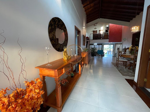 Casa 4 Dormitórios à Venda em Village 3, Porto Seguro, 354m²