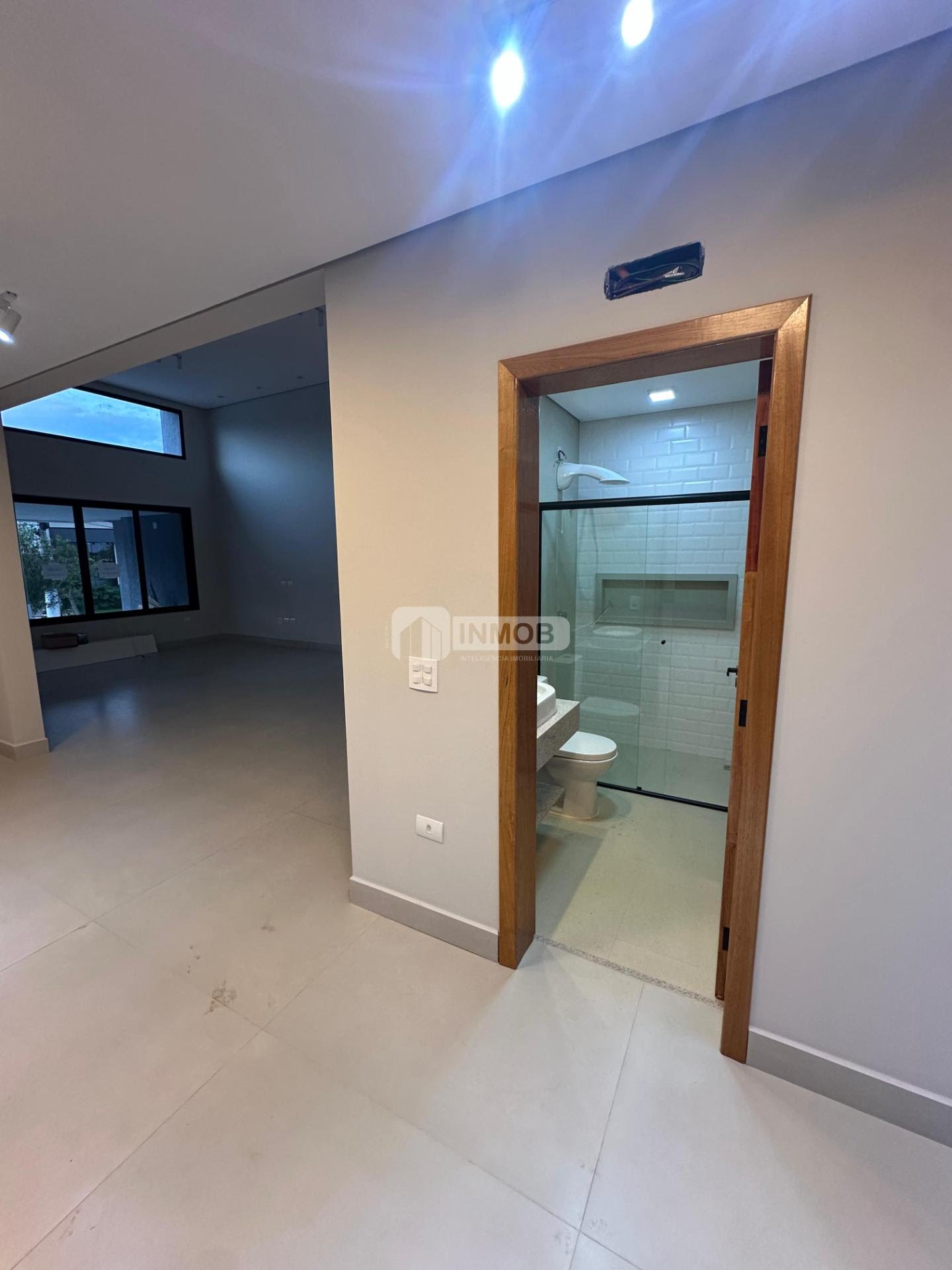 Casa à venda com 3 quartos, 1 suíte, 2 vagas e 215m² no Caminho Novo, Tremembé (SP) — foto 9 de 20
