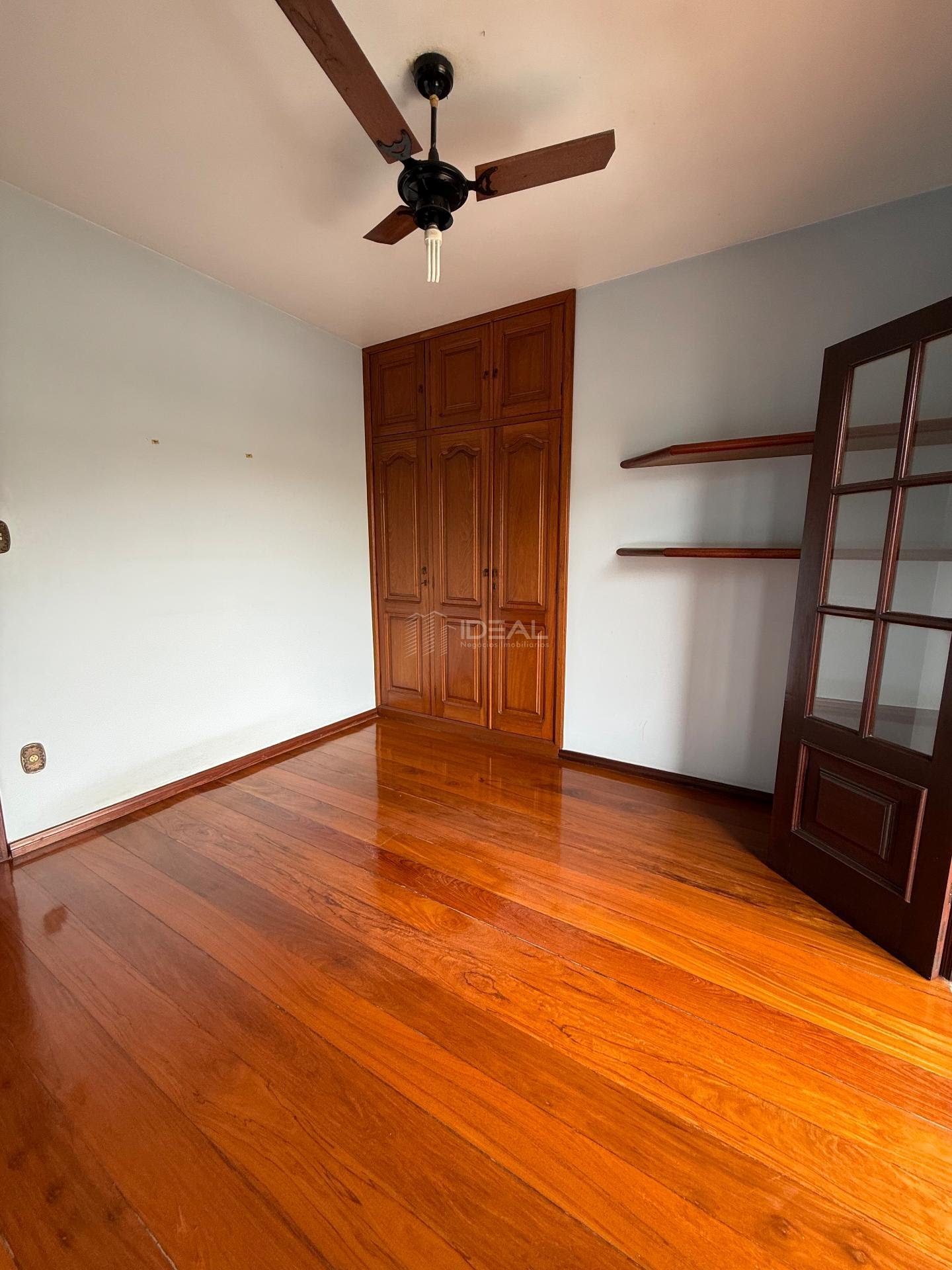 Casa à venda com 5 quartos, 1 suíte, 5 vagas e 302m² no Parque Jardim Carioca, Campos dos Goytacazes (RJ) — foto 23 de 30