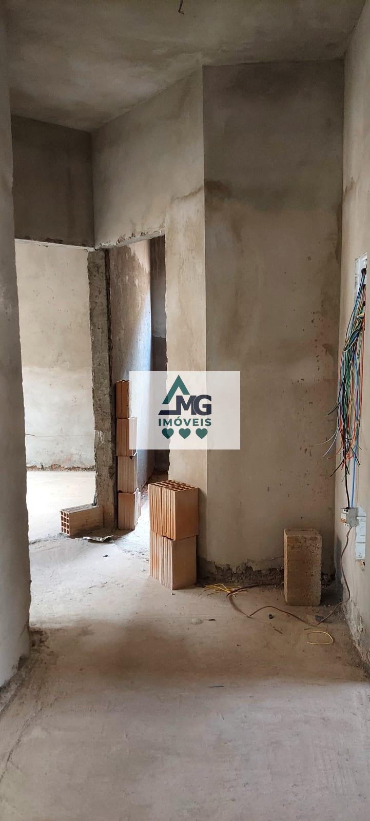 Casa à venda com 3 quartos, 1 suíte, 2 vagas e 138m² no Cidade Jardim, Três Corações (MG) — foto 7 de 21