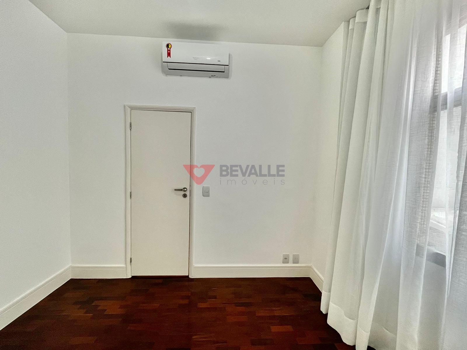 Apartamento à venda com 3 quartos, 1 suíte, 2 vagas e 150m² no Ipanema, Rio de Janeiro (RJ) — foto 18 de 26