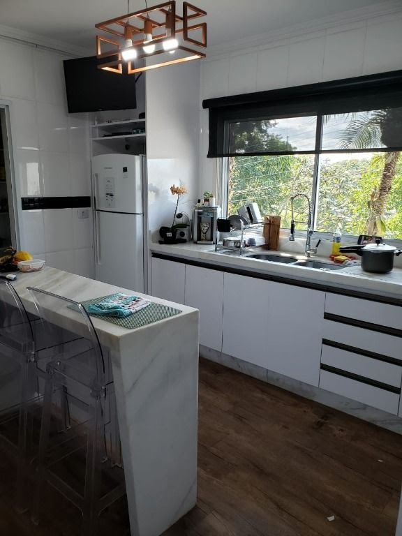 Casa à venda com 3 quartos, 1 suíte e 265m² no Arujá Hills III, Arujá (SP) — foto 4 de 17