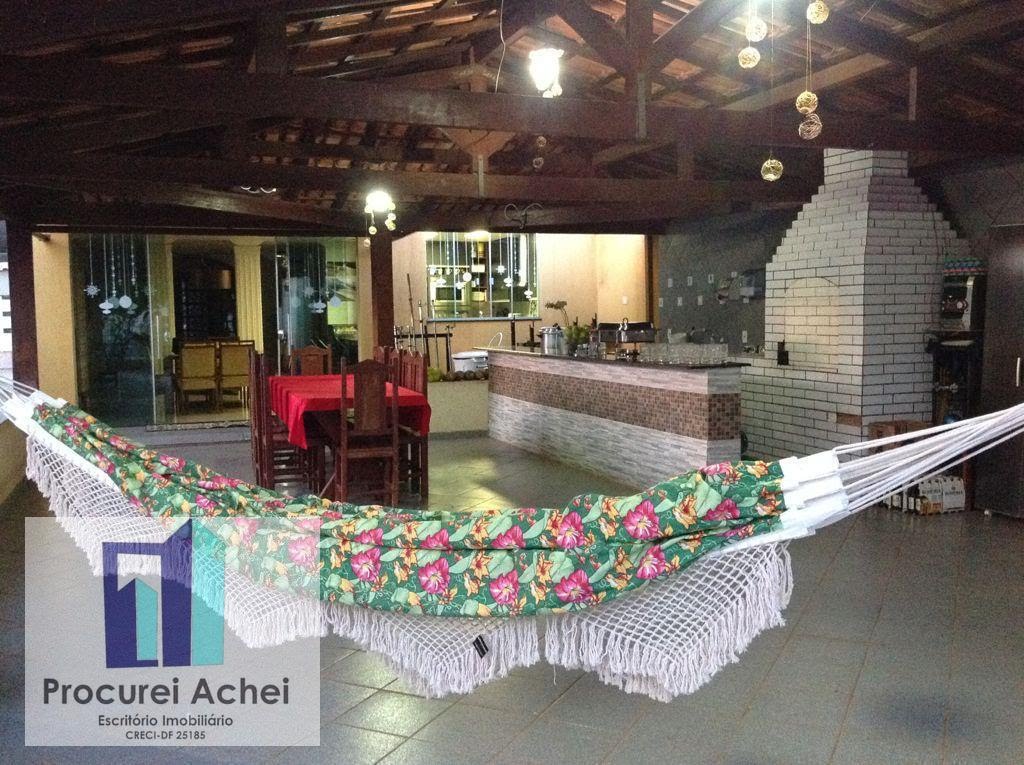 Casa à venda com 4 quartos, 3 suítes, 4 vagas e 650m² no Setor Tradicional (planaltina), Brasília (DF) — foto 8 de 13