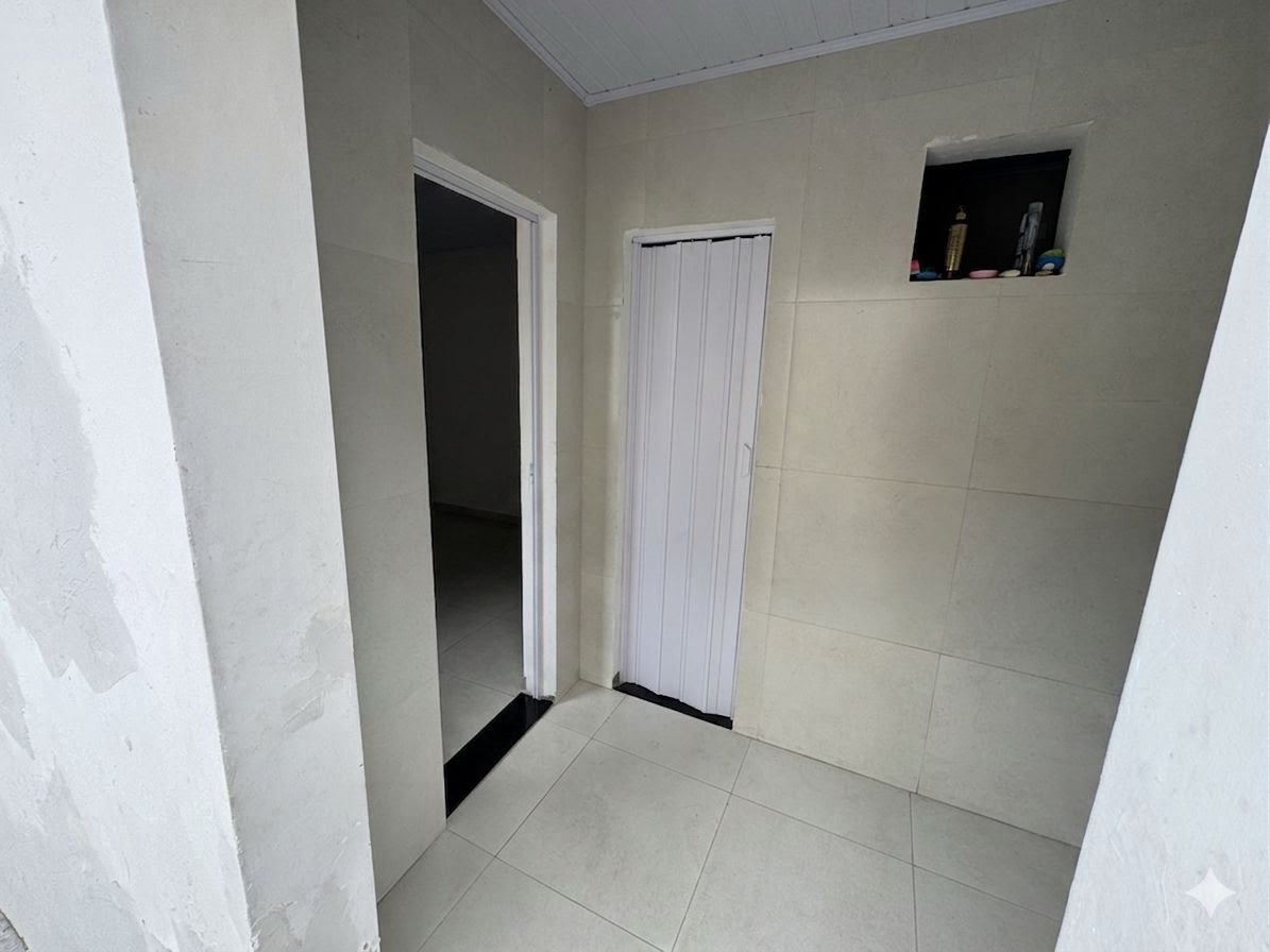 Casa à venda com 3 quartos, 2 suítes, 3 vagas e 180m² no Serraria Brasil, Feira de Santana (BA) — foto 16 de 18