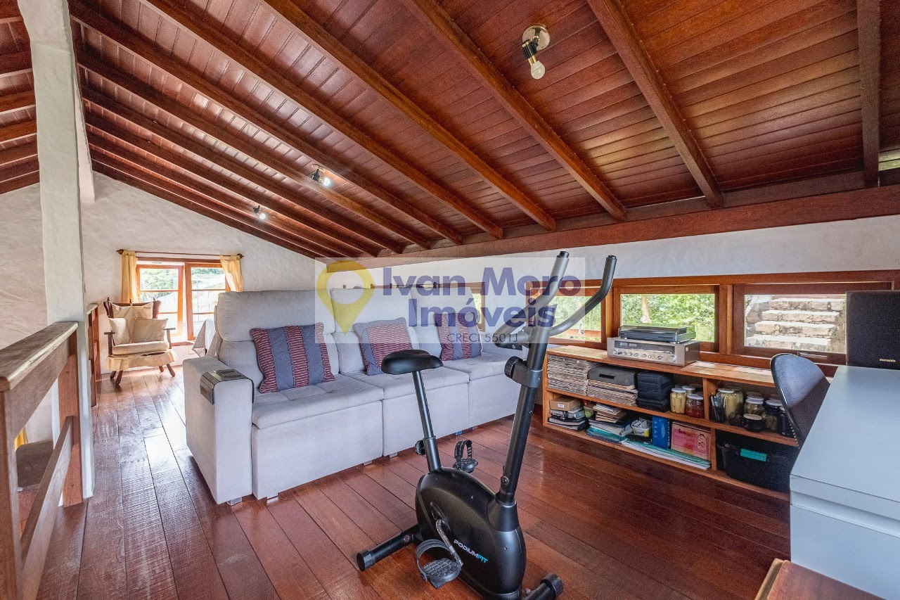 Casa à venda com 5 quartos, 2 suítes, 4 vagas e 465m² no Cachoeira do Bom Jesus, Florianópolis (SC) — foto 21 de 30