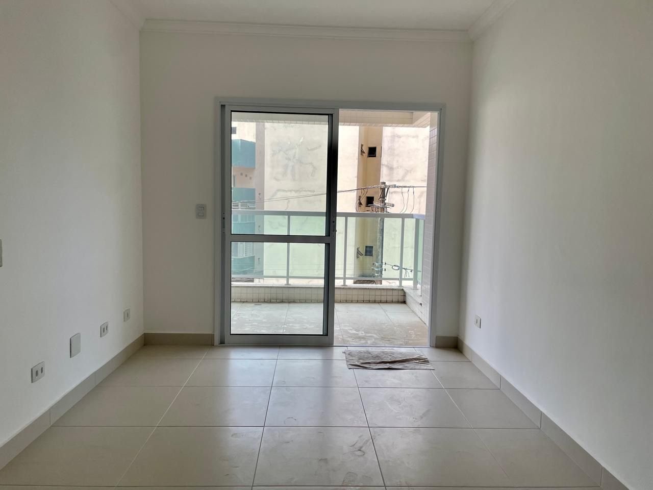 Apartamento à venda com 2 quartos, 2 banheiros e 79m² no Acaraú, Ubatuba (SP) — foto 2 de 9