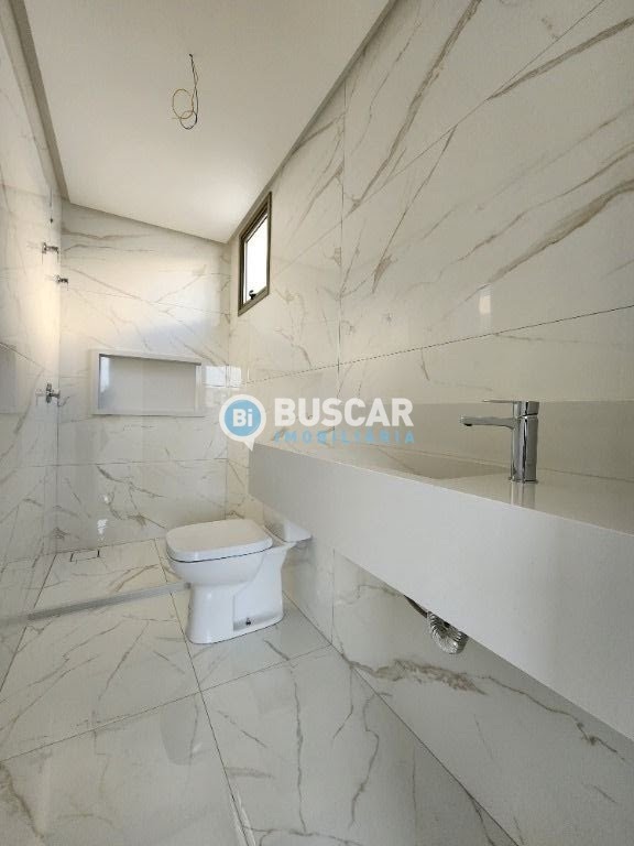 Casa à venda com 4 quartos, 4 suítes, 2 vagas e 252m² no Papagaio, Feira de Santana (BA) — foto 11 de 17
