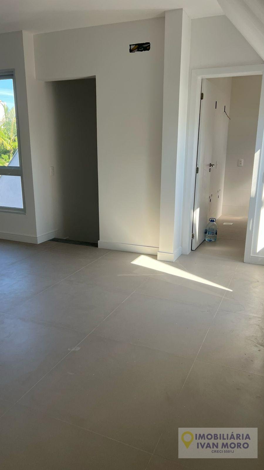 Casa à venda com 4 quartos, 4 suítes, 2 vagas e 217m² no Jurerê, Florianópolis (SC) — foto 18 de 25