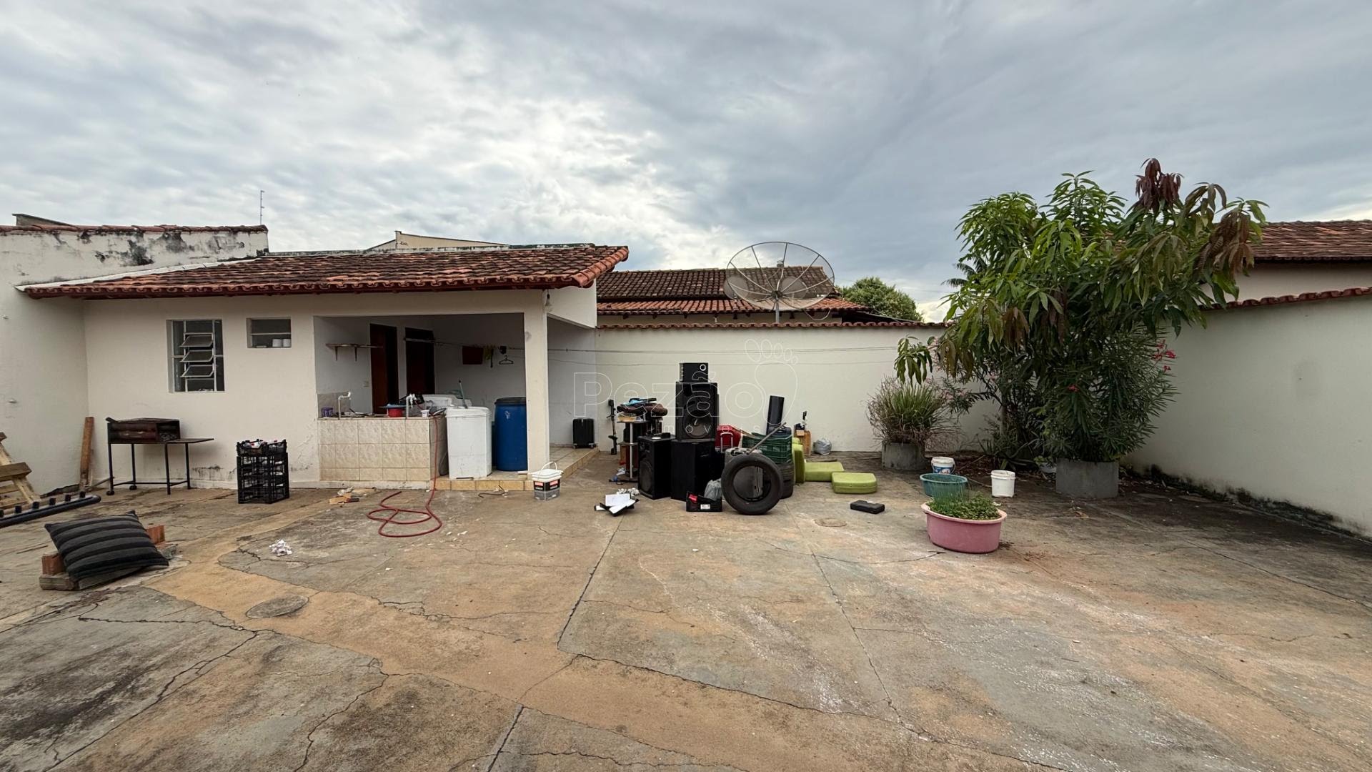Casa à venda com 4 quartos, 3 banheiros, 4 vagas e 572m² no Parque Alvorada, Itapuranga — foto principal