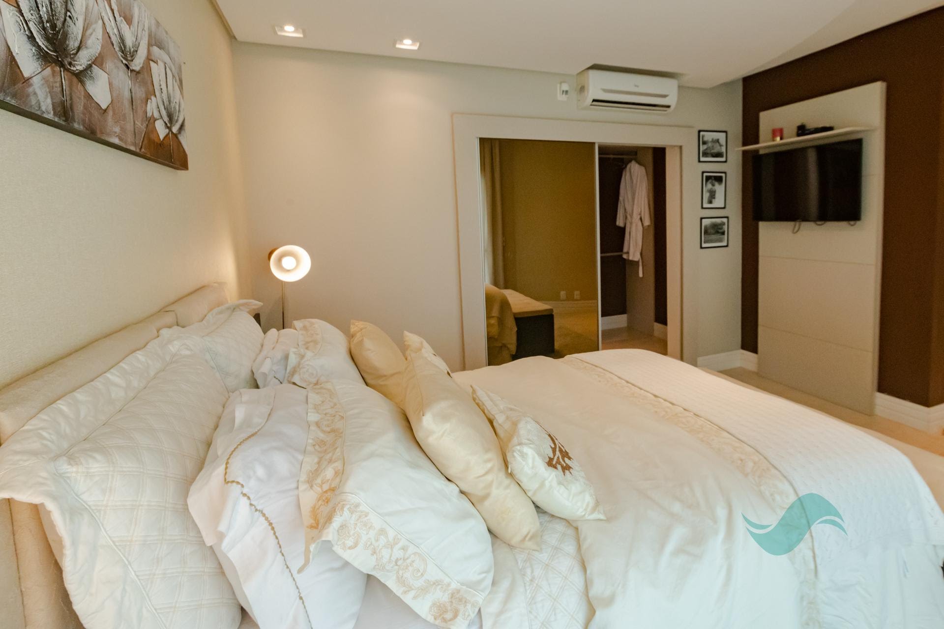 Casa à venda com 6 quartos, 5 suítes, 7 vagas e 600m² no Jurerê Internacional, Florianópolis (SC) — foto 8 de 30