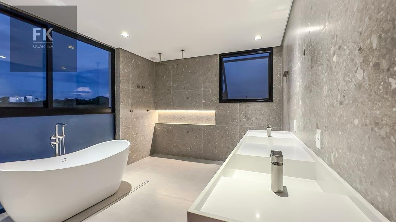 Casa à venda com 4 quartos, 4 suítes, 6 vagas e 610m² no Residencial Burle Marx, Santana de Parnaíba (SP) — foto 17 de 26