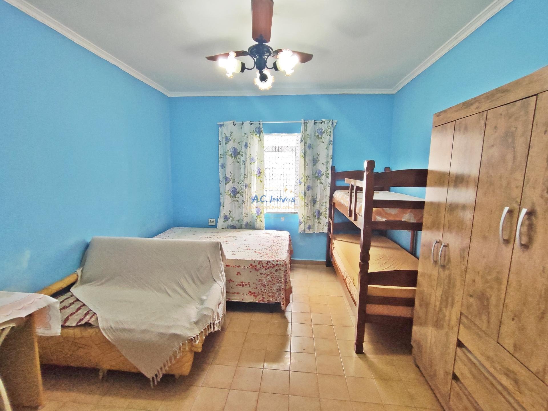 Studio à venda com 1 quarto, 1 banheiro, 1 vaga e 28m² no Vila Tupi, Praia Grande — foto principal