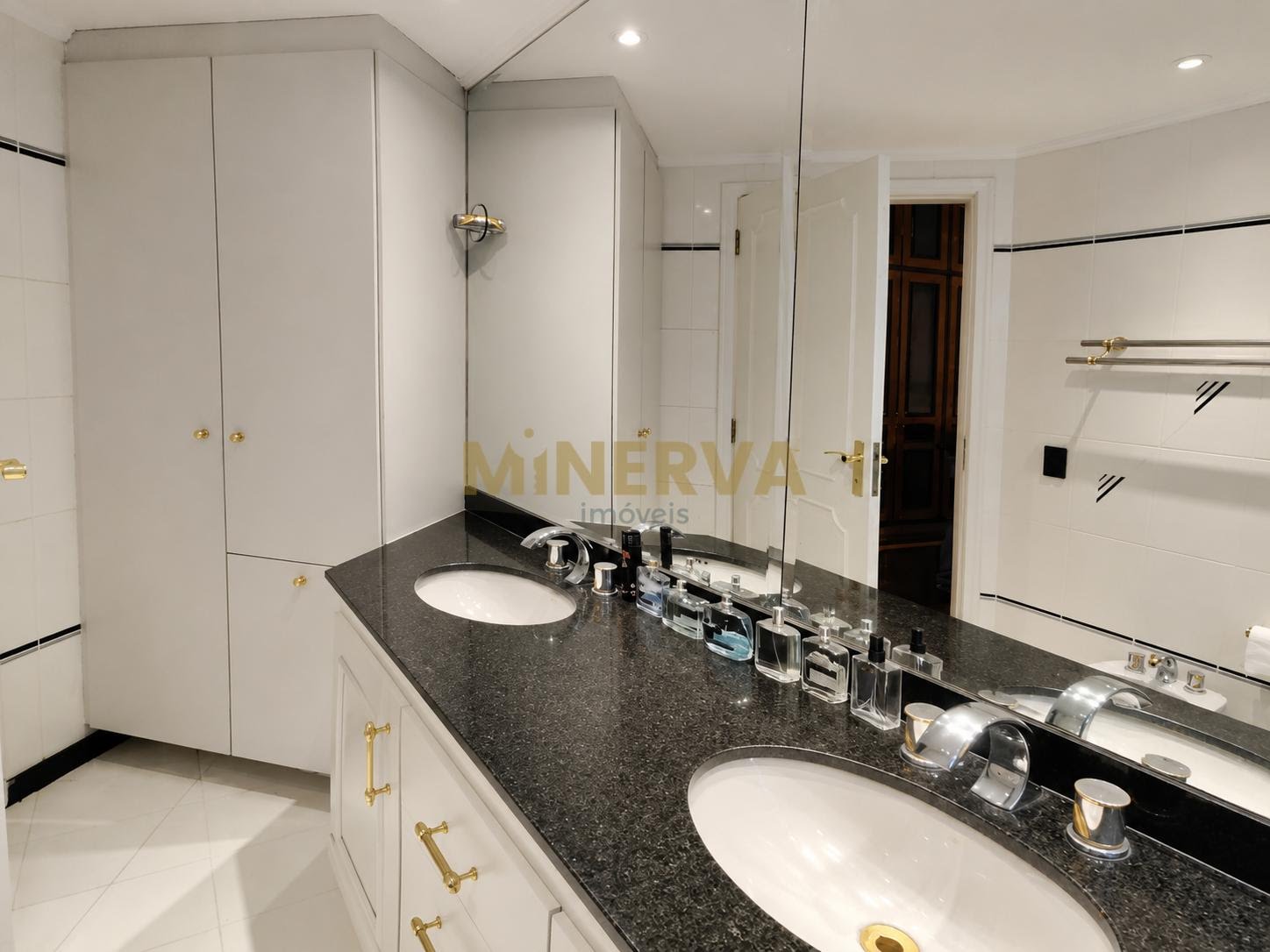 Apartamento à venda com 4 quartos, 3 suítes, 3 vagas e 245m² no Camargos, Guarulhos (SP) — foto 26 de 30