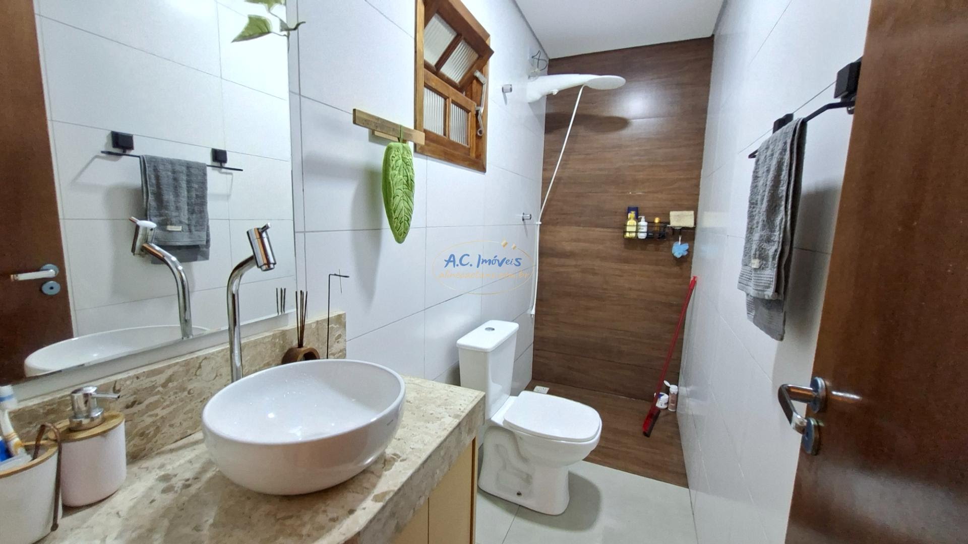 Casa à venda com 2 quartos, 1 suíte, 2 vagas e 110m² no Vila Tupi, Praia Grande (SP) — foto 9 de 12
