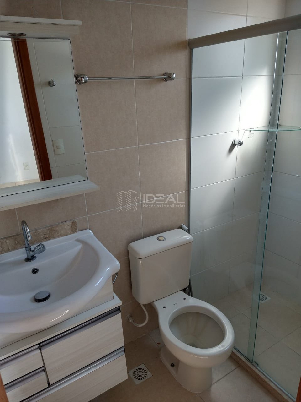 Apartameno de 2 quartos para locação no Ed. Gare na Pelinca - Campos dos Goytacazes, RJ