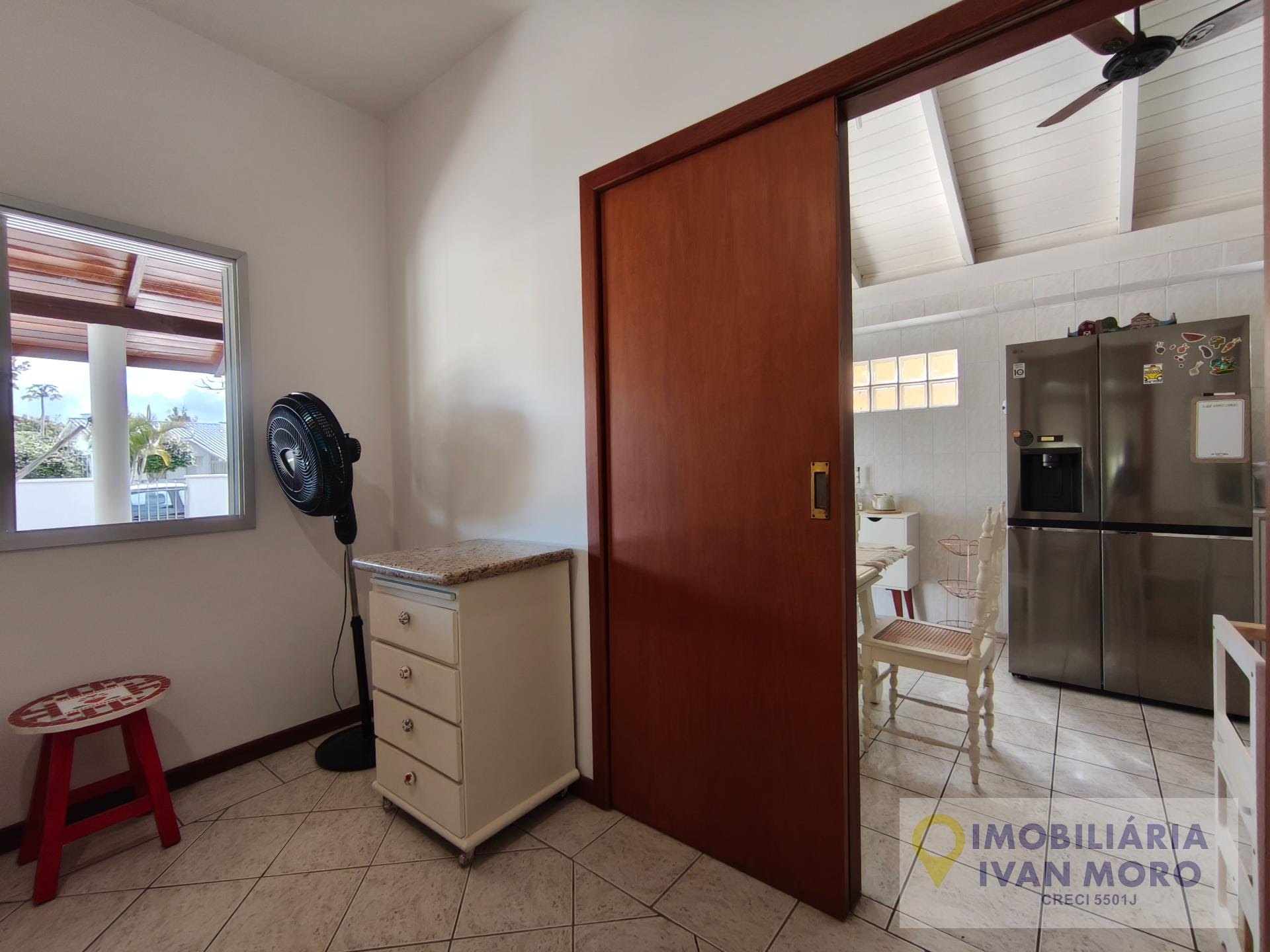 Casa para alugar com 4 quartos, 2 banheiros e 2 vagas no Daniela, Florianópolis (SC) — foto 22 de 30