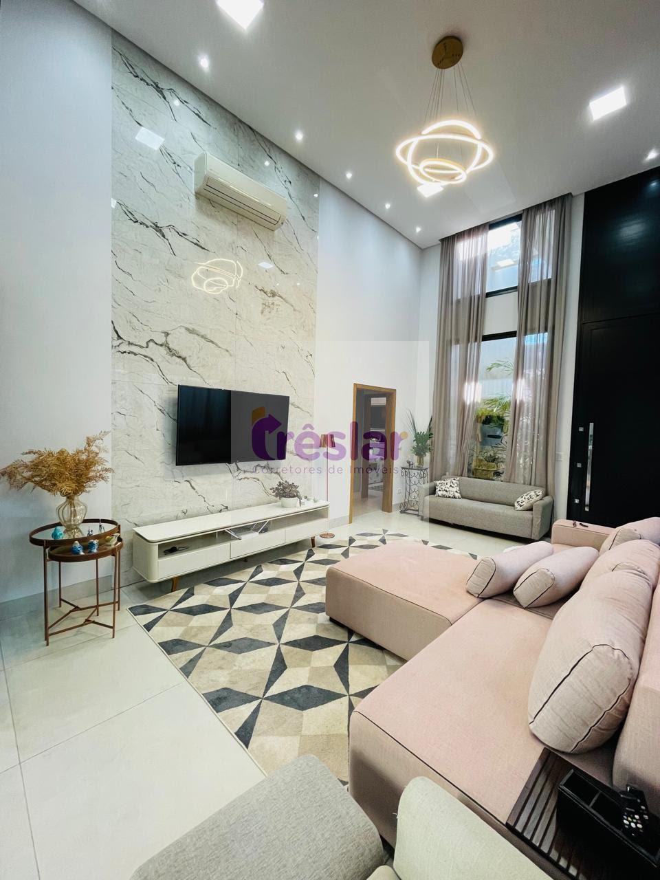 Casa à venda com 3 quartos, 3 suítes, 2 vagas e 205m² no Condominio Village do Lago, Três Lagoas (MS) — foto 21 de 23