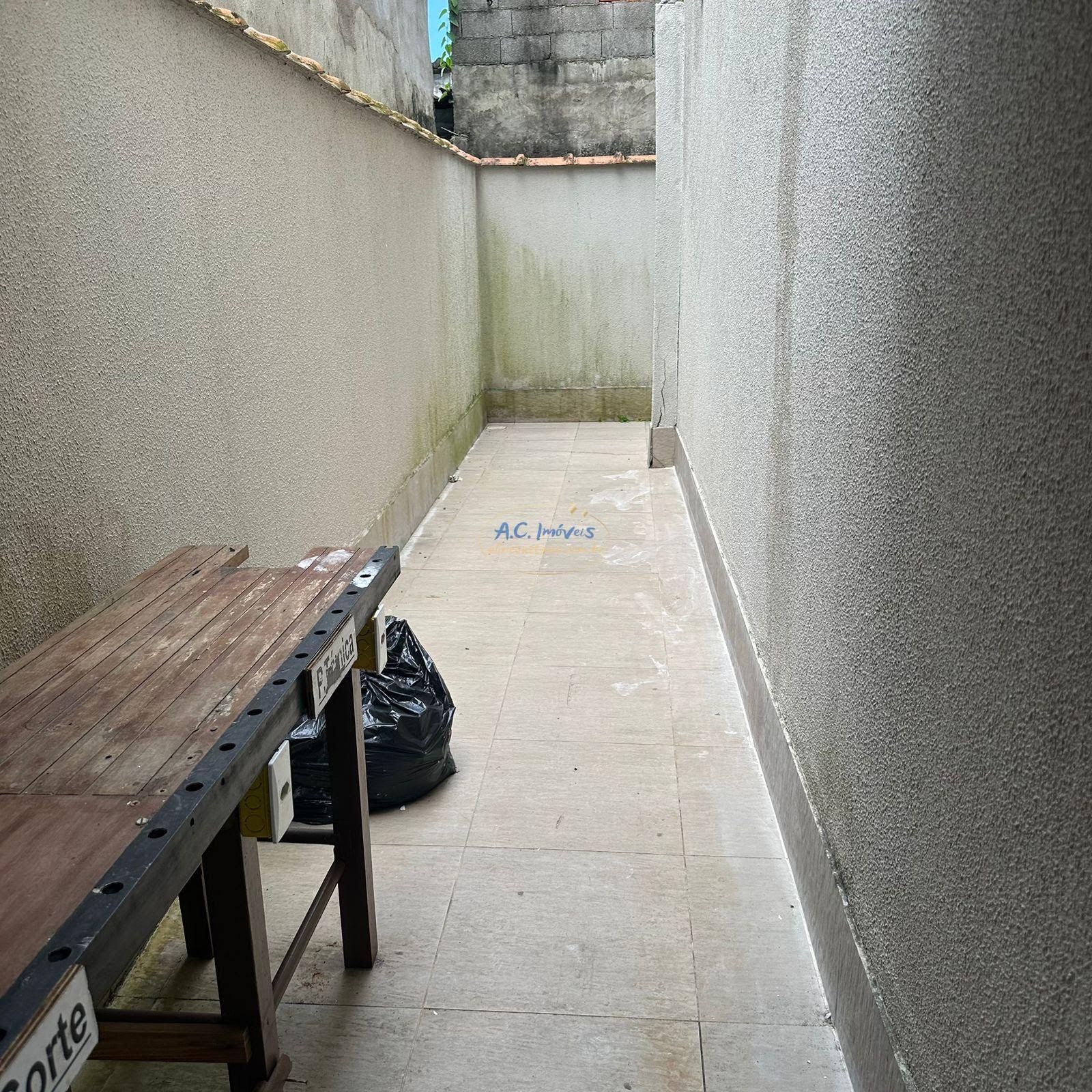 Casa à venda com 2 quartos, 2 banheiros, 1 vaga e 58m² no Jardim Melvi, Praia Grande (SP) — foto 7 de 8