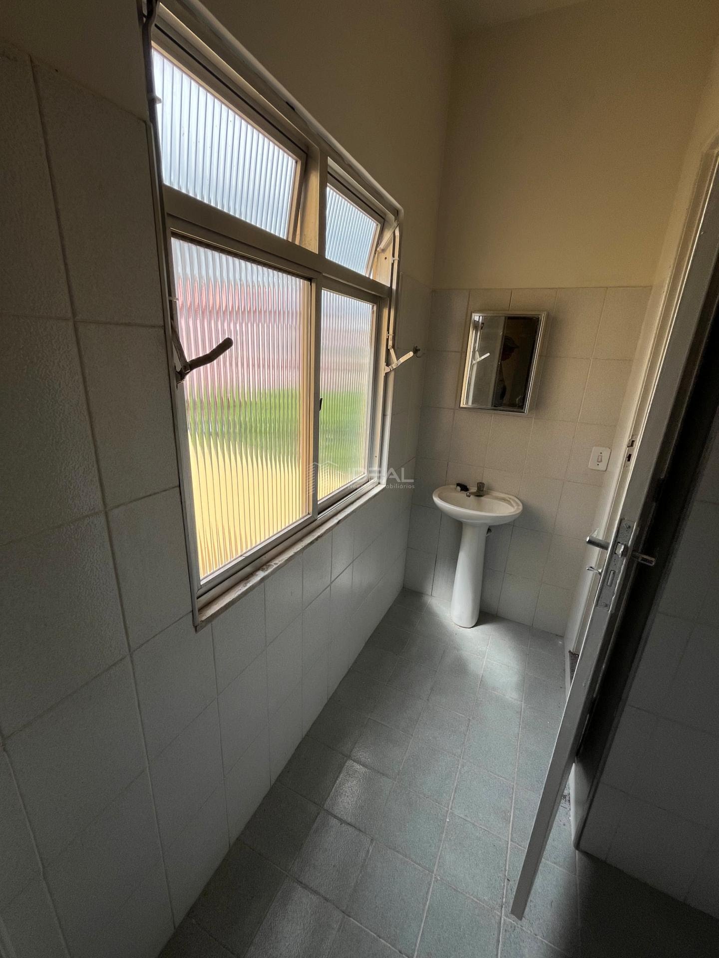 Casa à venda com 4 quartos, 2 banheiros, 3 vagas e 175m² no Parque Tarcisio Miranda, Campos dos Goytacazes (RJ) — foto 19 de 23