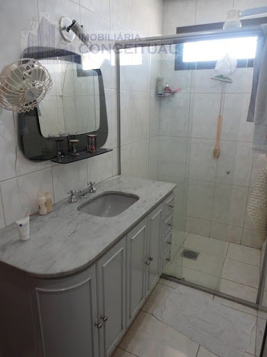 Quarto 1 Banheiro